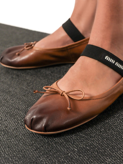 Leather ballerinas thumbnail