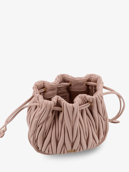 Matelassé leather bucket bag thumbnail