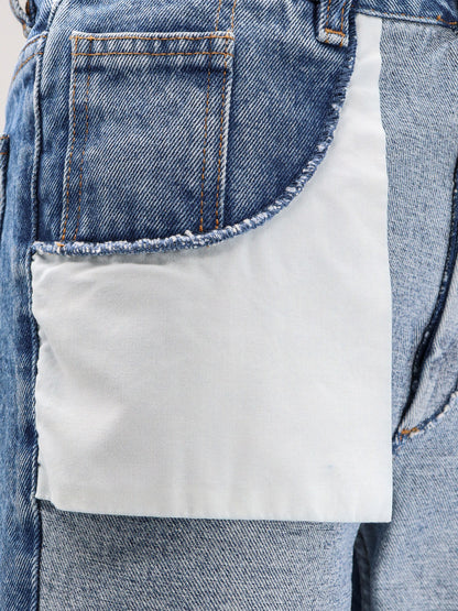 Straight leg jeans with reverse pockets thumbnail