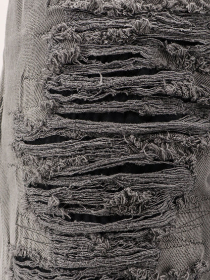 Jeans with destroyed effect thumbnail