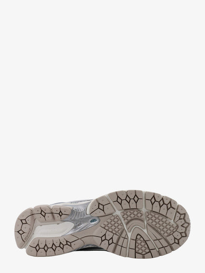 1906R mesh sneakers thumbnail