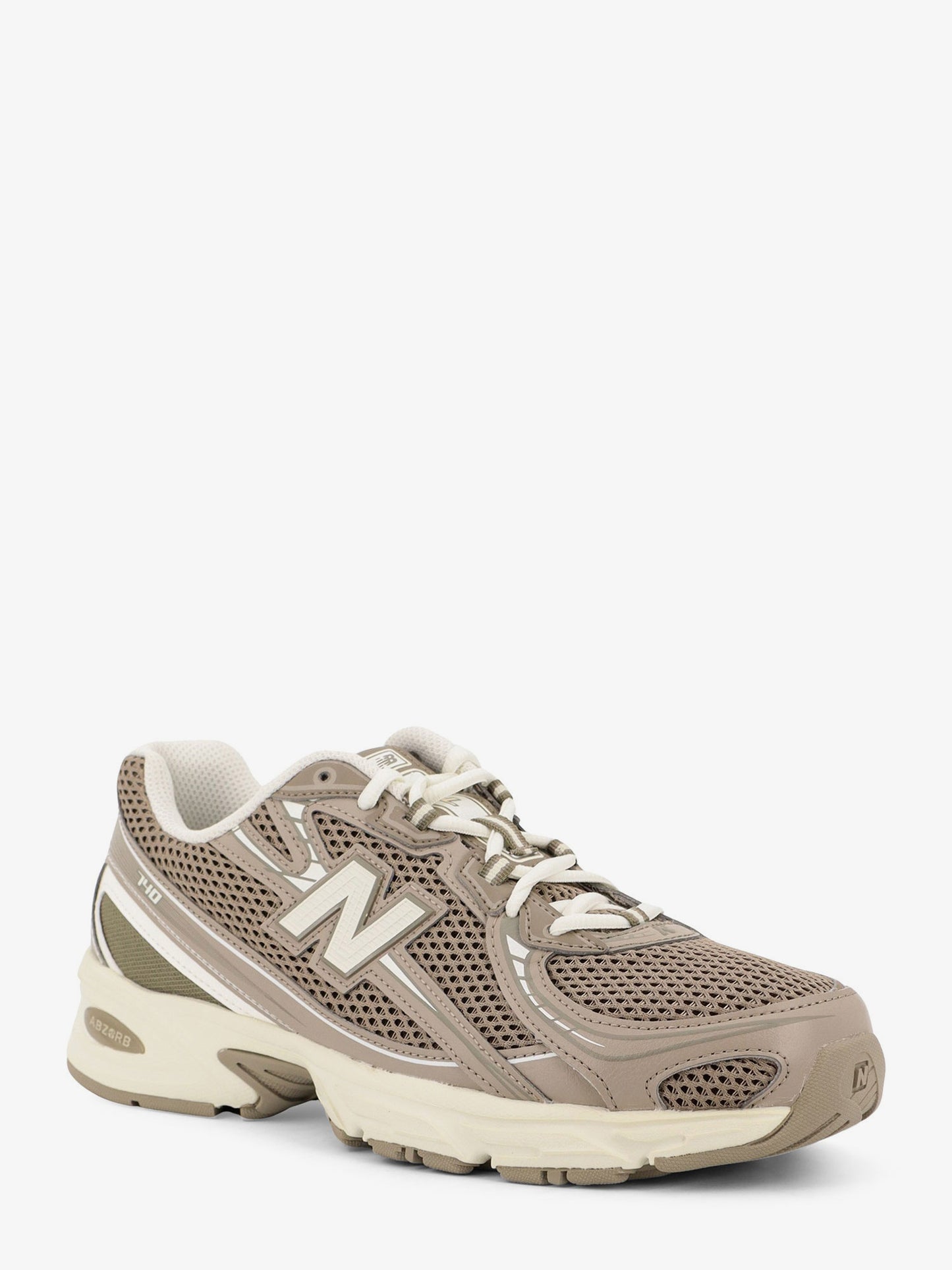 740 mesh sneakers with leather inserts