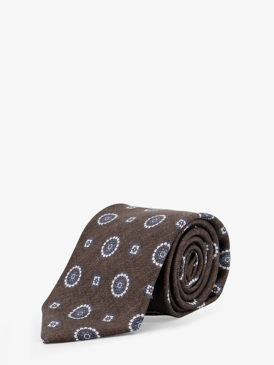 Silk tie