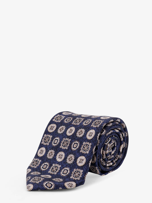 Silk tie