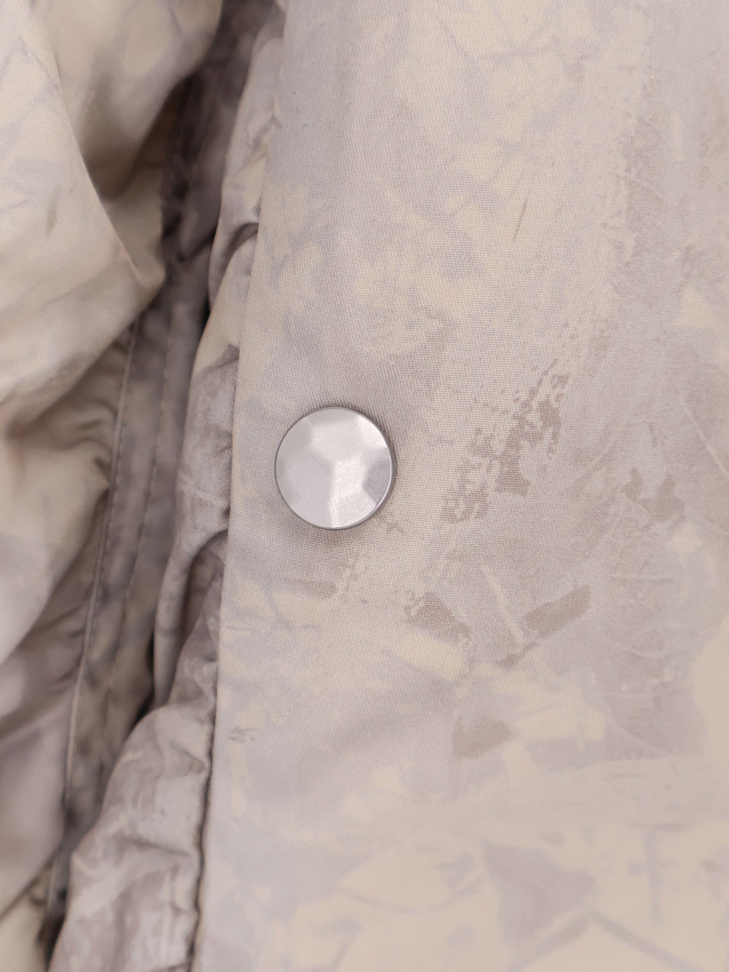 Minimal printed fabric bomber