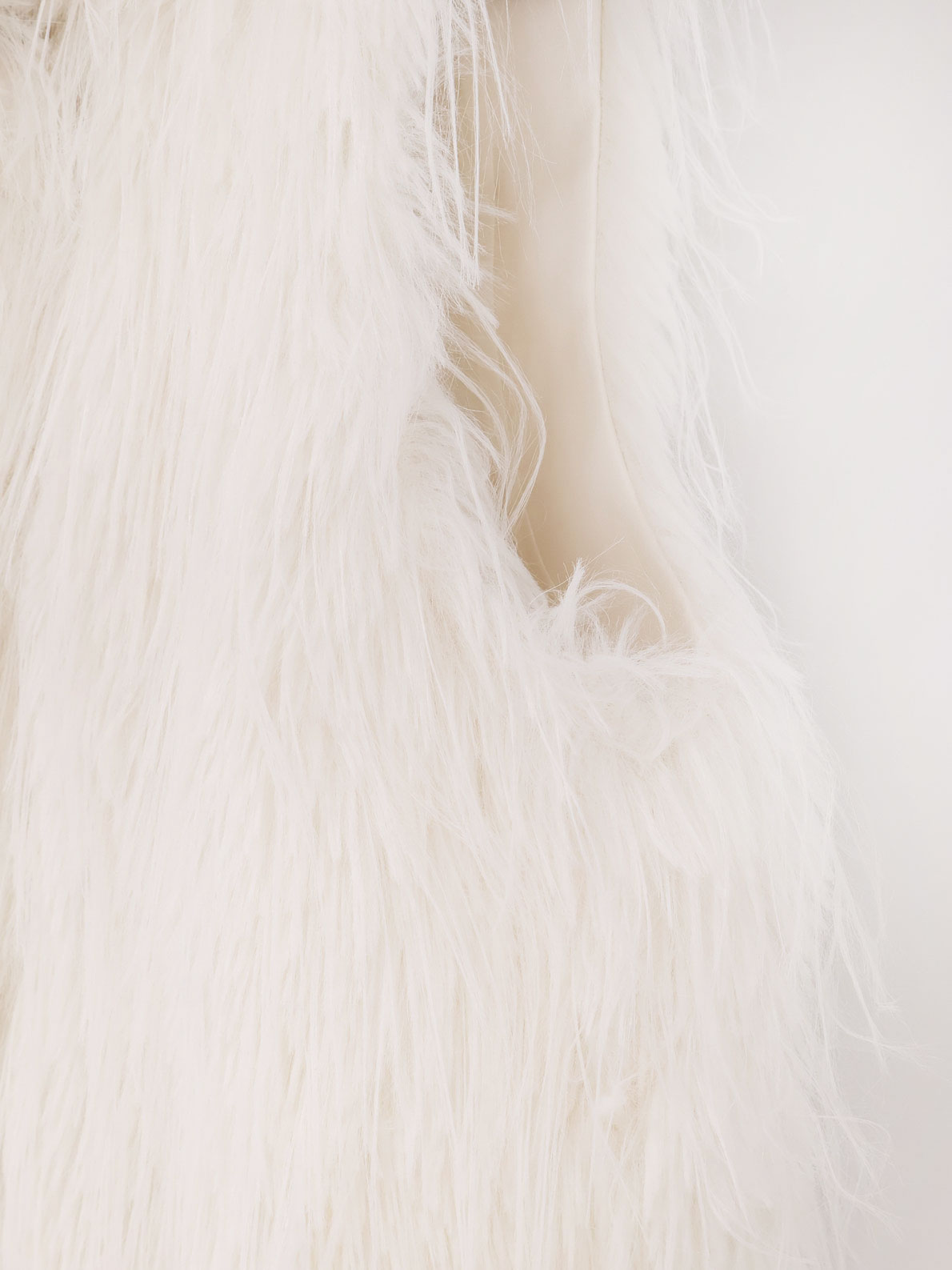 Neva faux fur sleeveless jacket