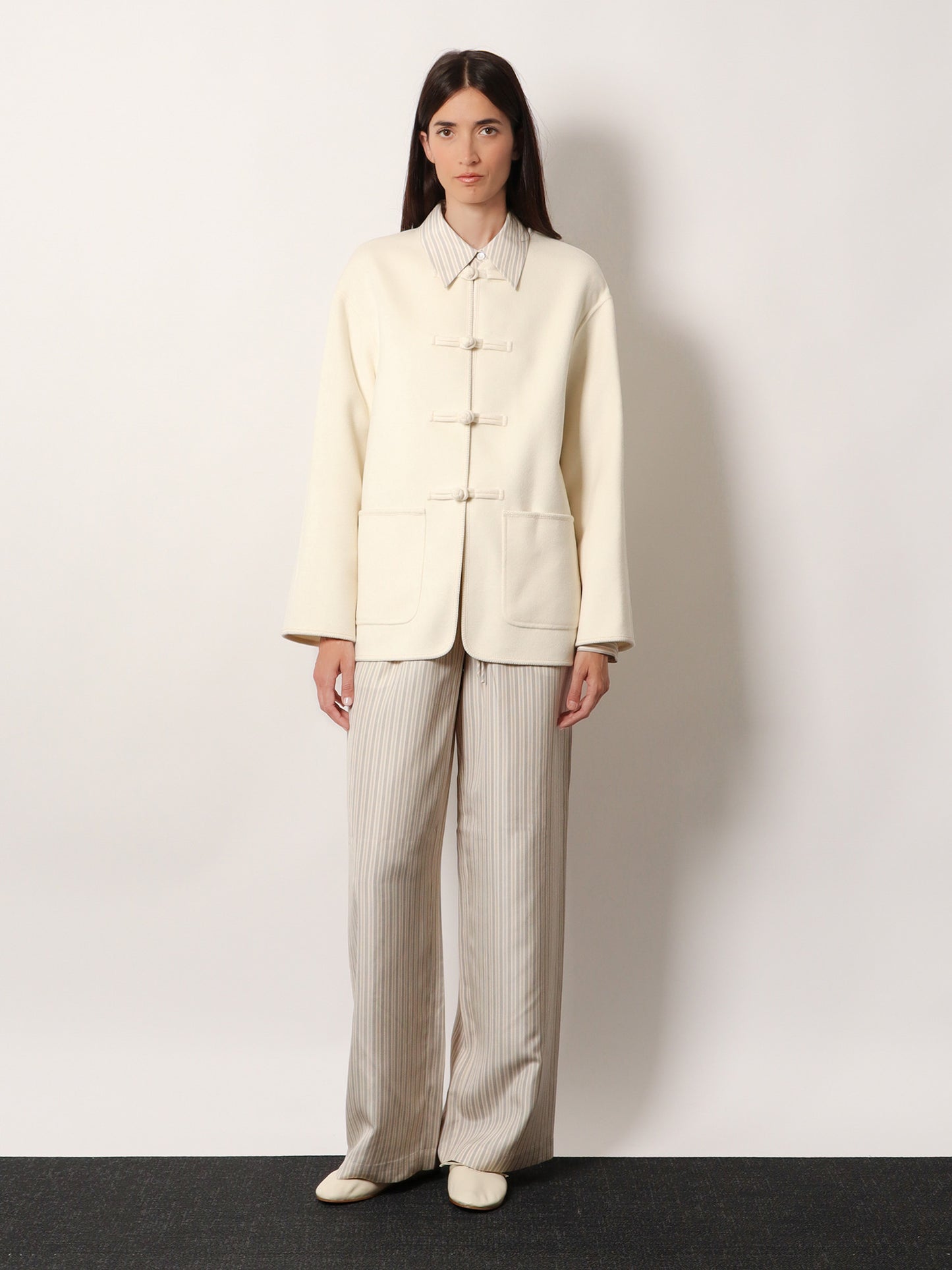 Mandarin closure wool jacket