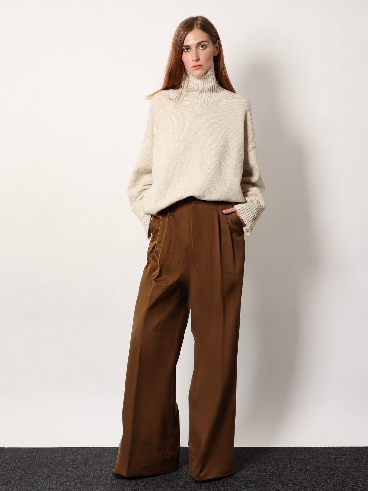 Frjus organic cotton trousers