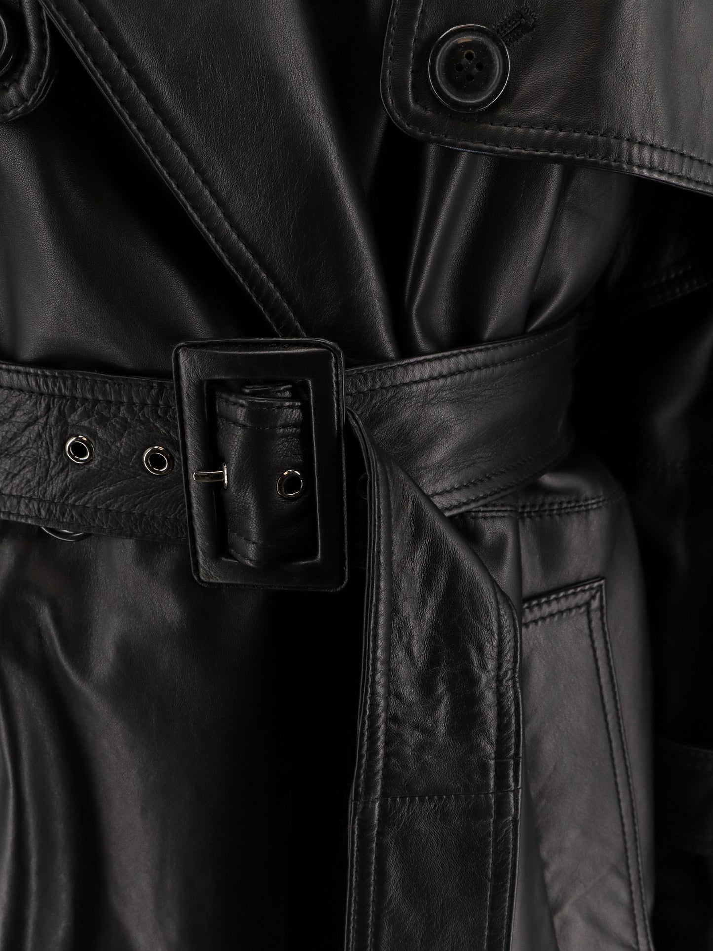 First Class leather trench with padding
