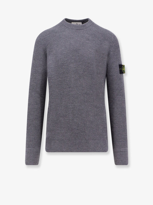 Certified virgin wool sweater
