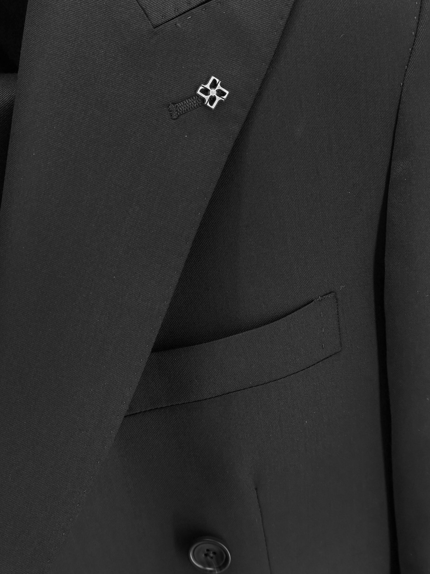Saglia virgin wool double-breasted suit