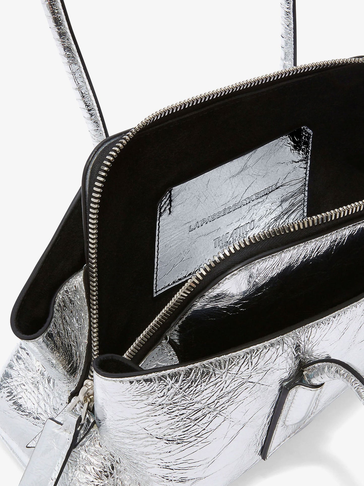 La Passeggiata Small laminated leather shoulder bag