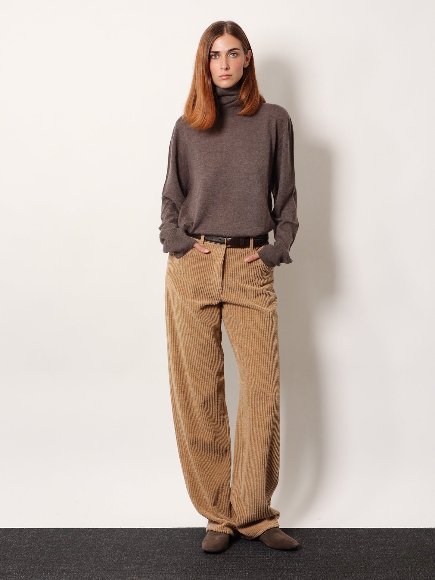 Lizzy cashmere turtleneck