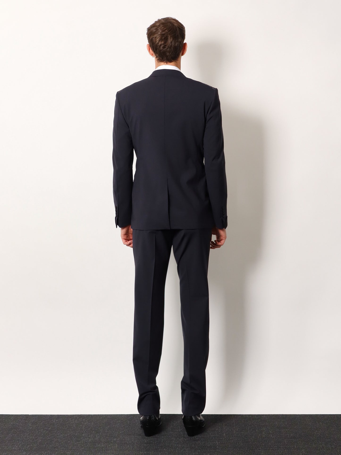 Wool tuxedo with contrasting profiles