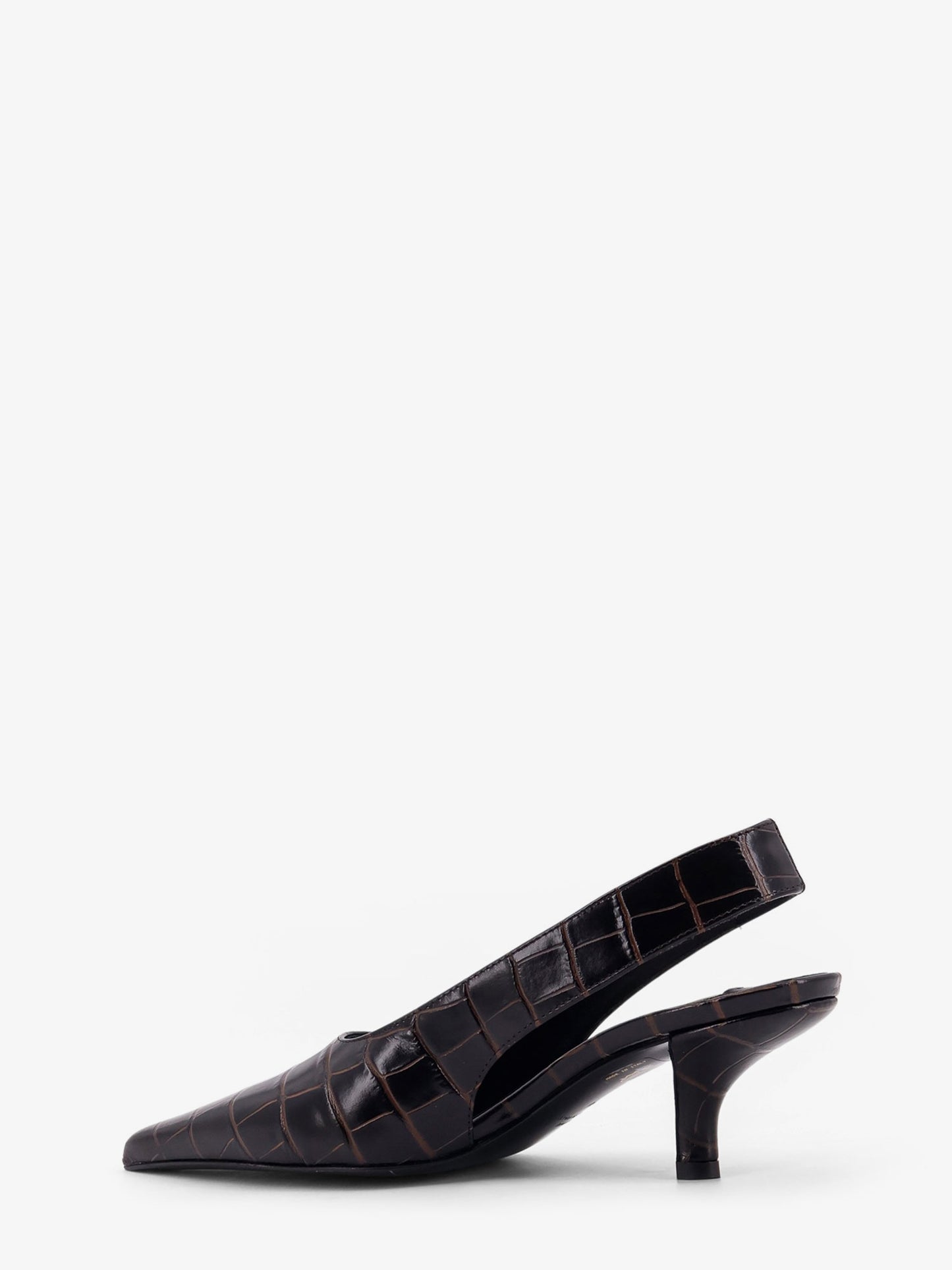 Leather decolleté slingback with croco effect