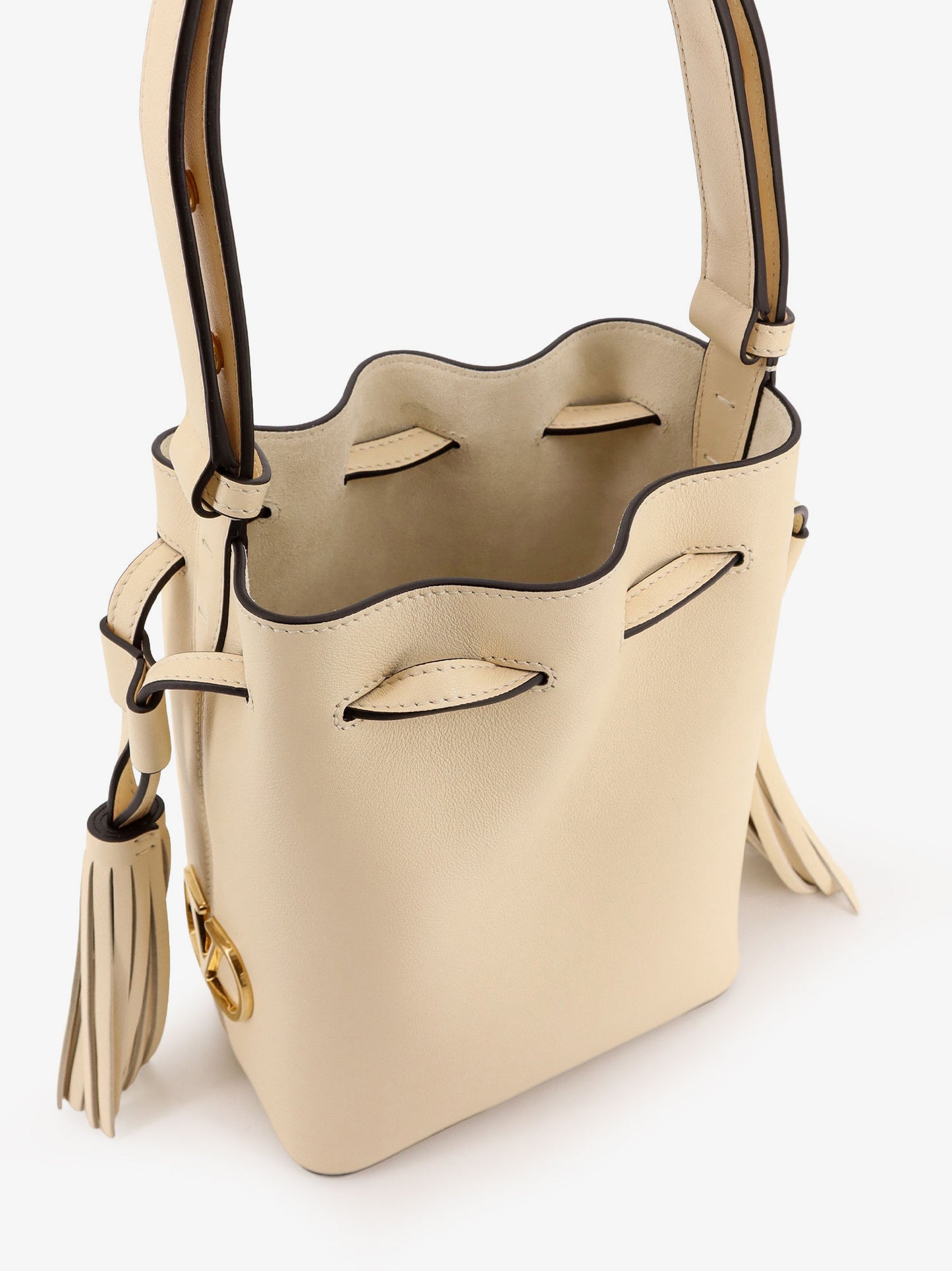 Leather bucket bag with metal VLogo Signature
