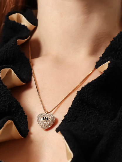 Metal Coeur Royal necklace thumbnail