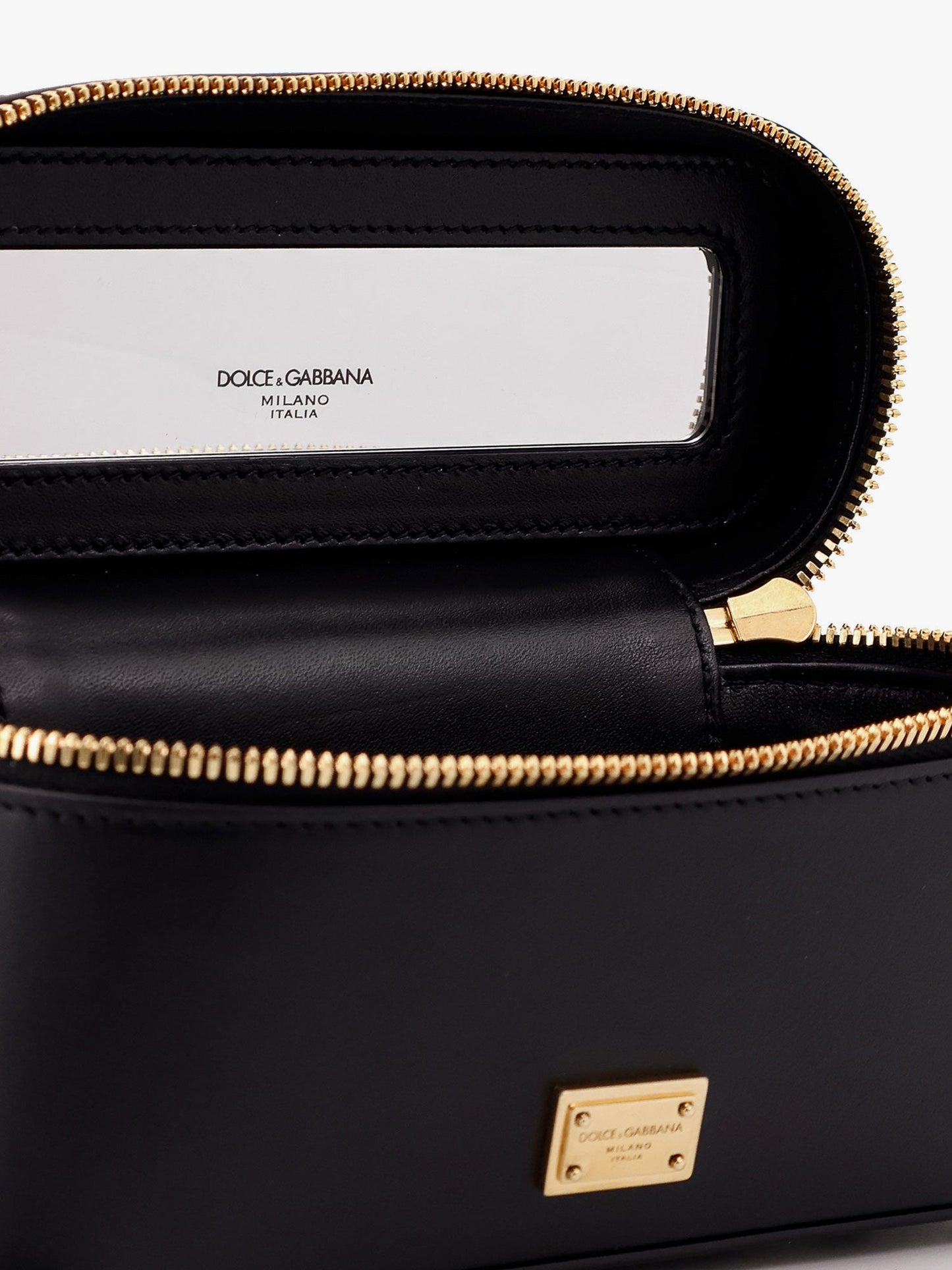 Borsa a tracolla sicily in pelle con targhetta logo in metallo