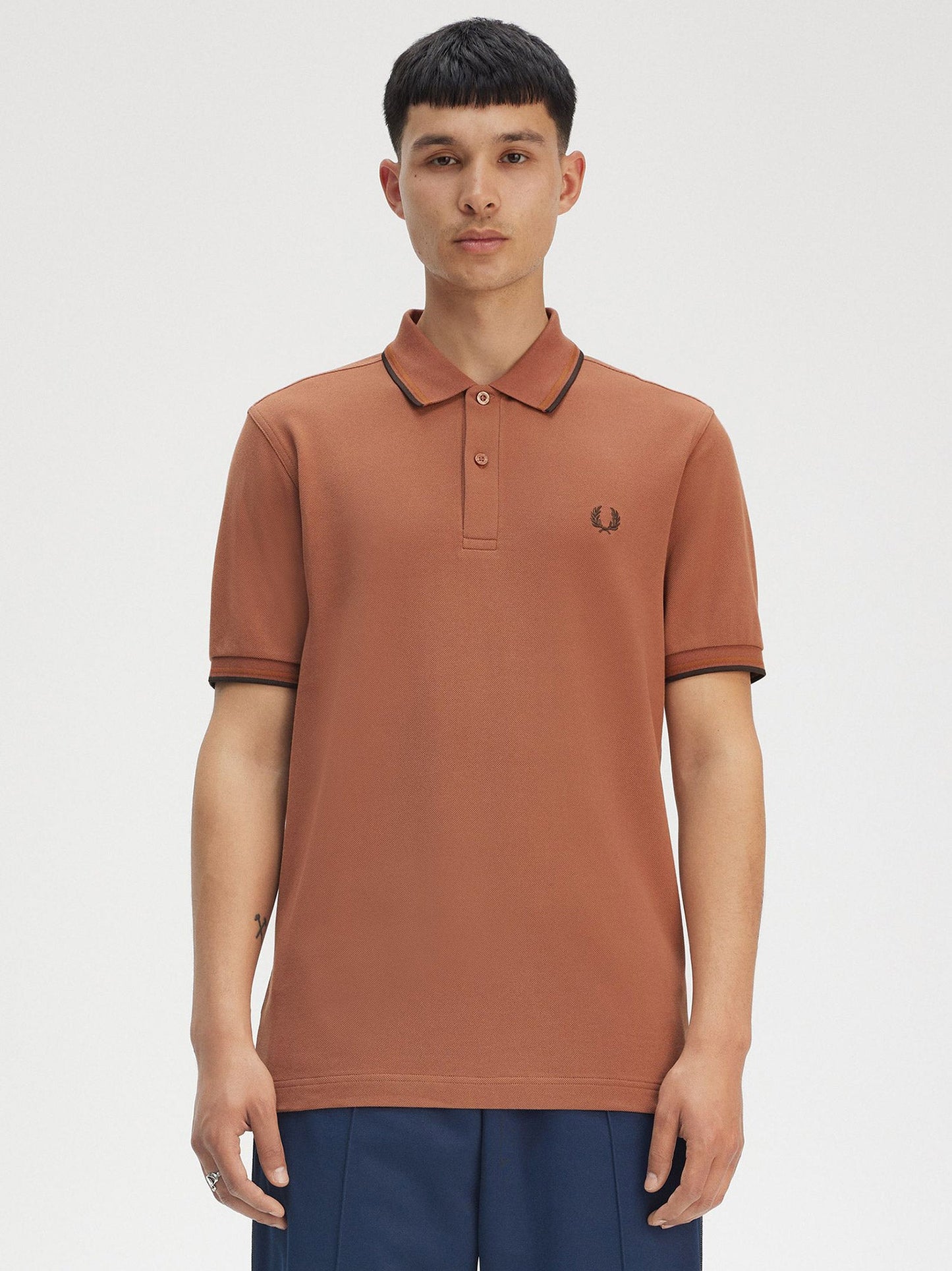 Classic polo shirt with logo embroidery