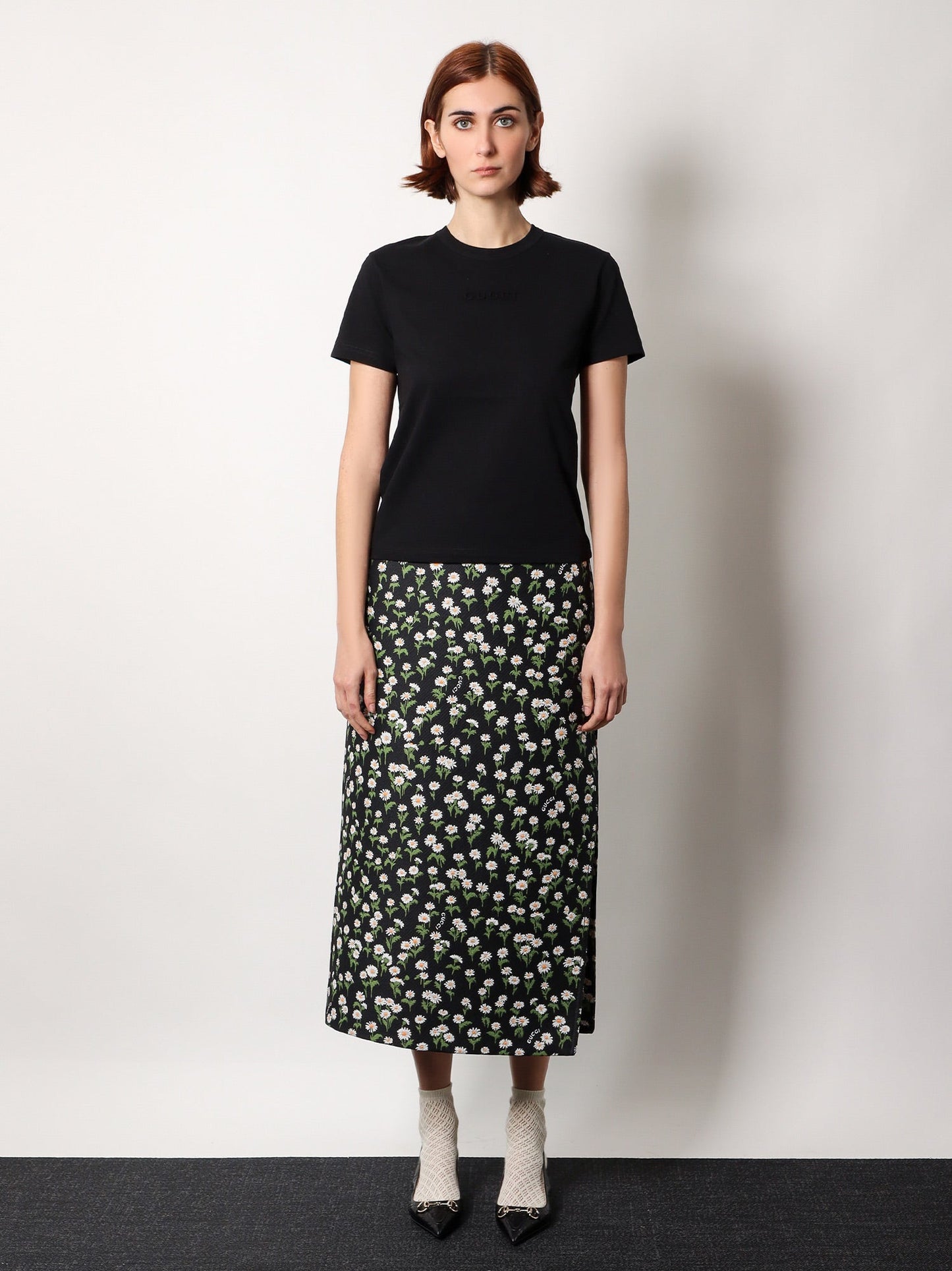 Cotton t-shirt with frontal ton sur ton logo