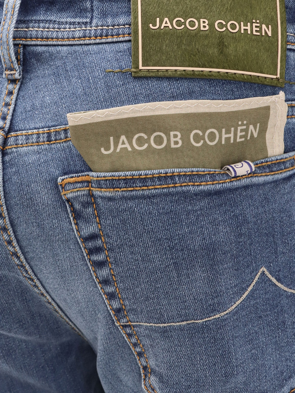 Bard stretch cotton jeans with iconic handkerchief