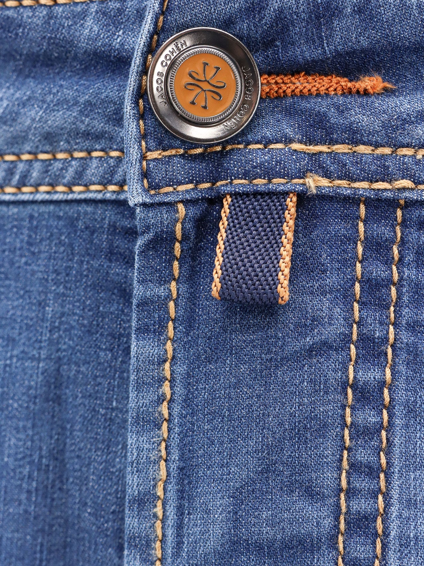 Nick stretch cotton jeans with iconic handkerchief