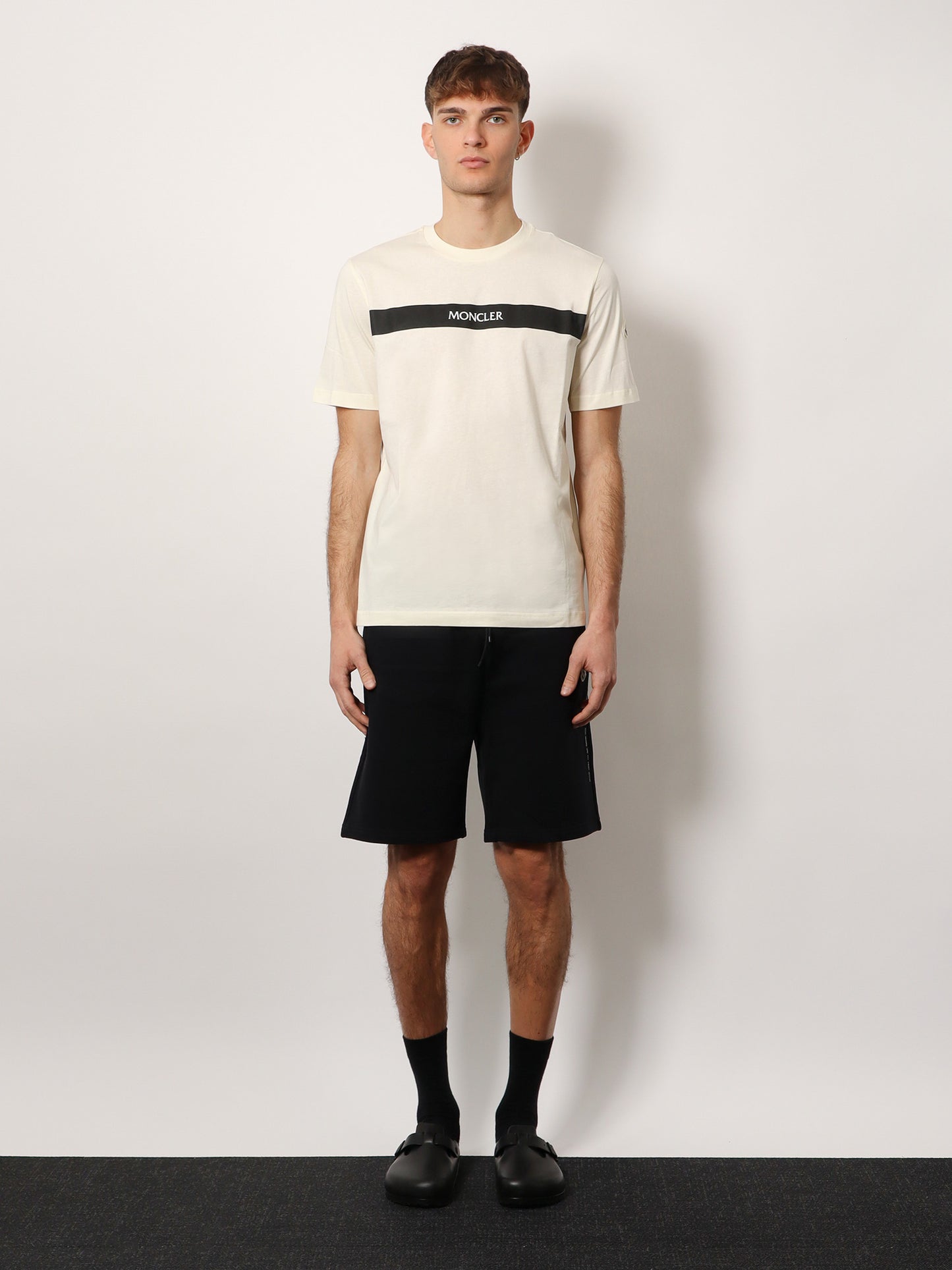 Cotton t-shirt with rubberized logo