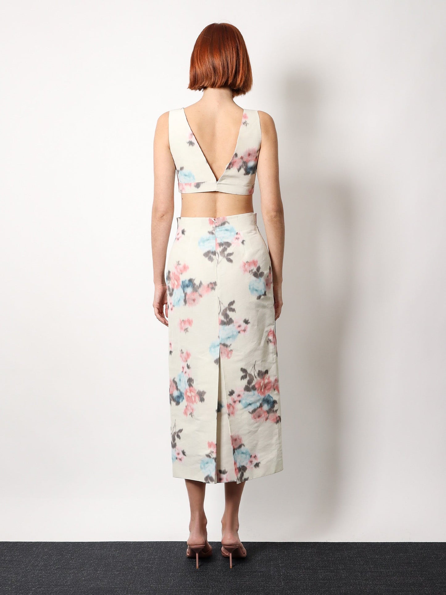 Linen blend top with floral print