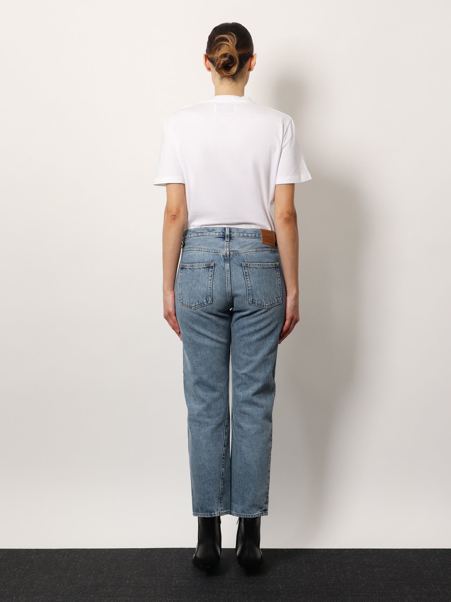 Twisted seam jeans