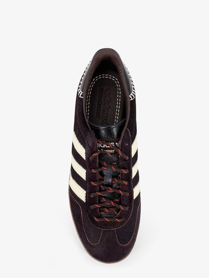 Sneakers WB Gazelle Pony in cavallino con iconiche bande laterali thumbnail