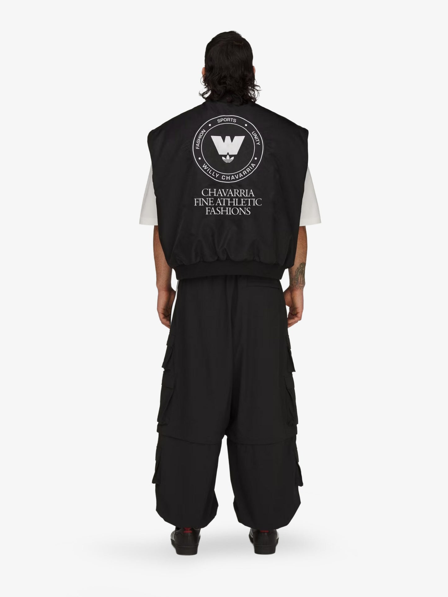 Reversible nylon sleeveless jacket
