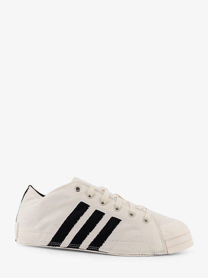 Canvas sneakers with logo on the side thumbnail