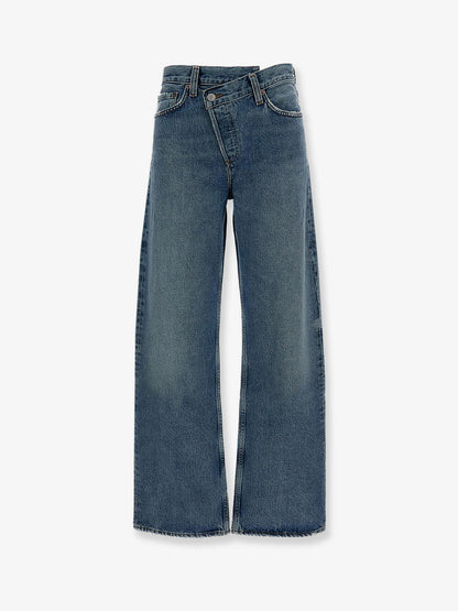 Regenerative cotton jeans with distressed profiles thumbnail