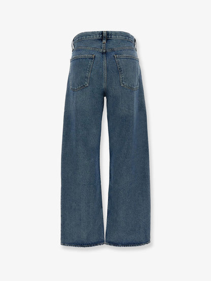 Regenerative cotton jeans with distressed profiles thumbnail