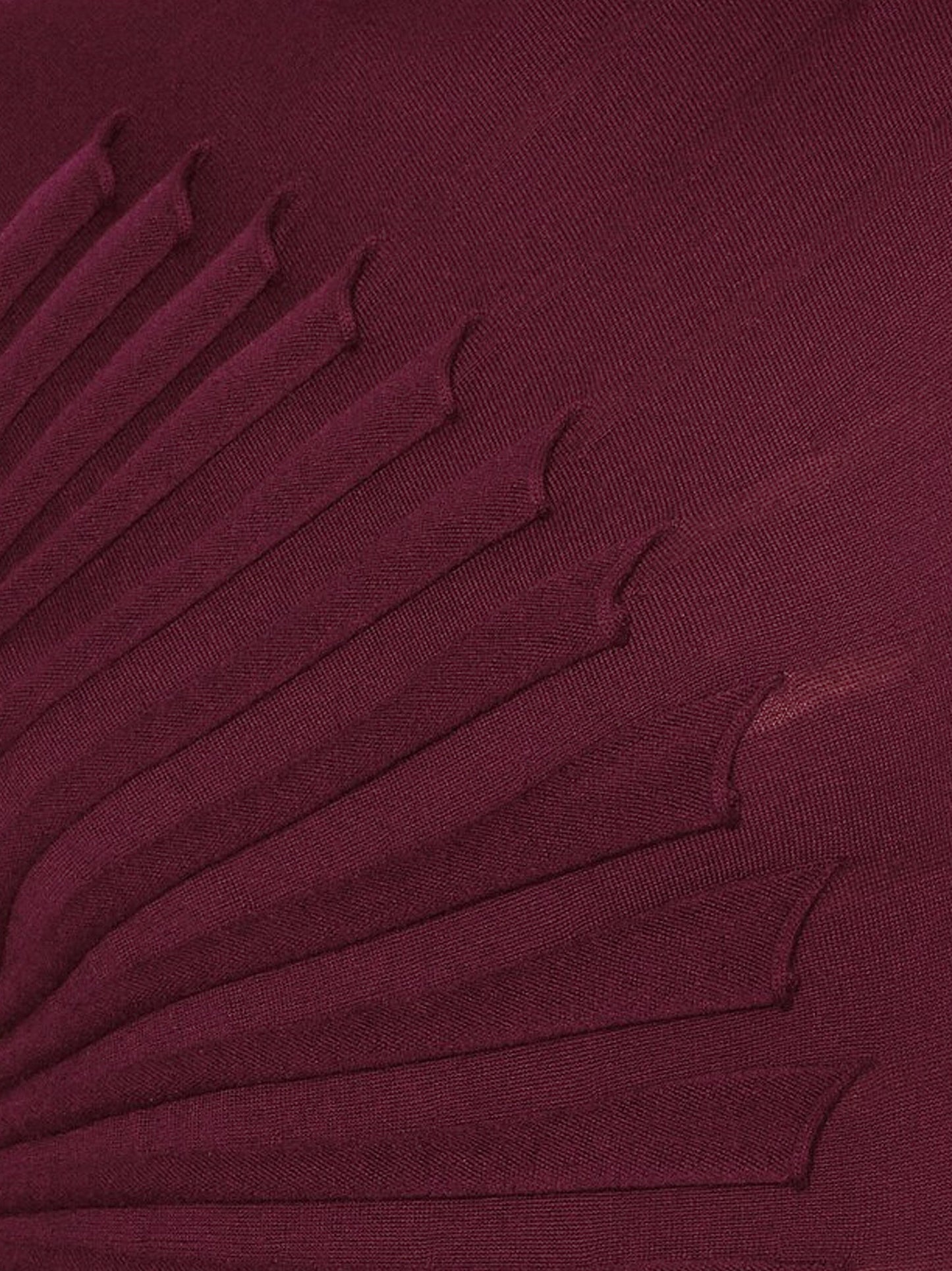 Scupting virgin wool dress