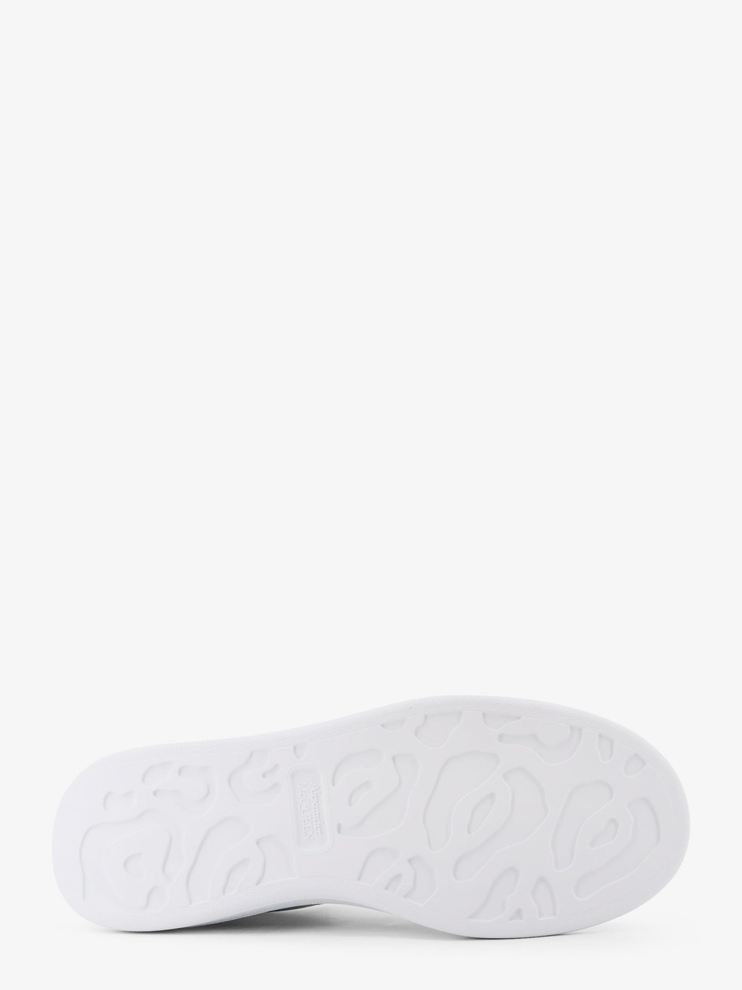 Low-top leather sneakers