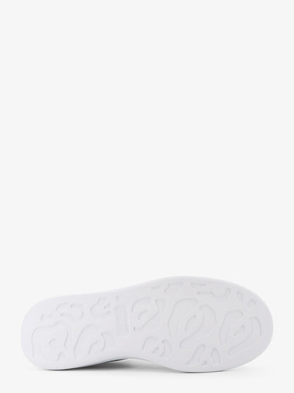 Low-top leather sneakers thumbnail