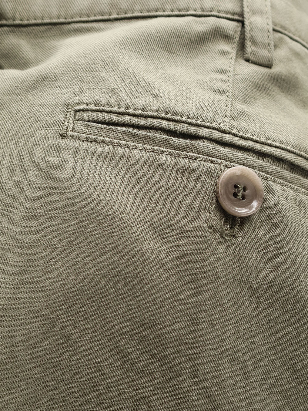 Cotton and linen shorts