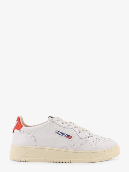 Medalist low leather sneakers thumbnail