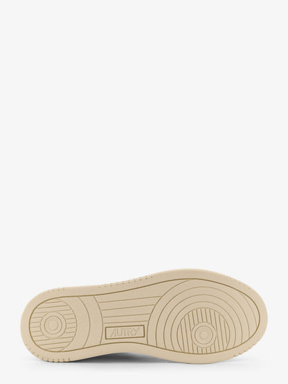 Medalist leather sneakers thumbnail