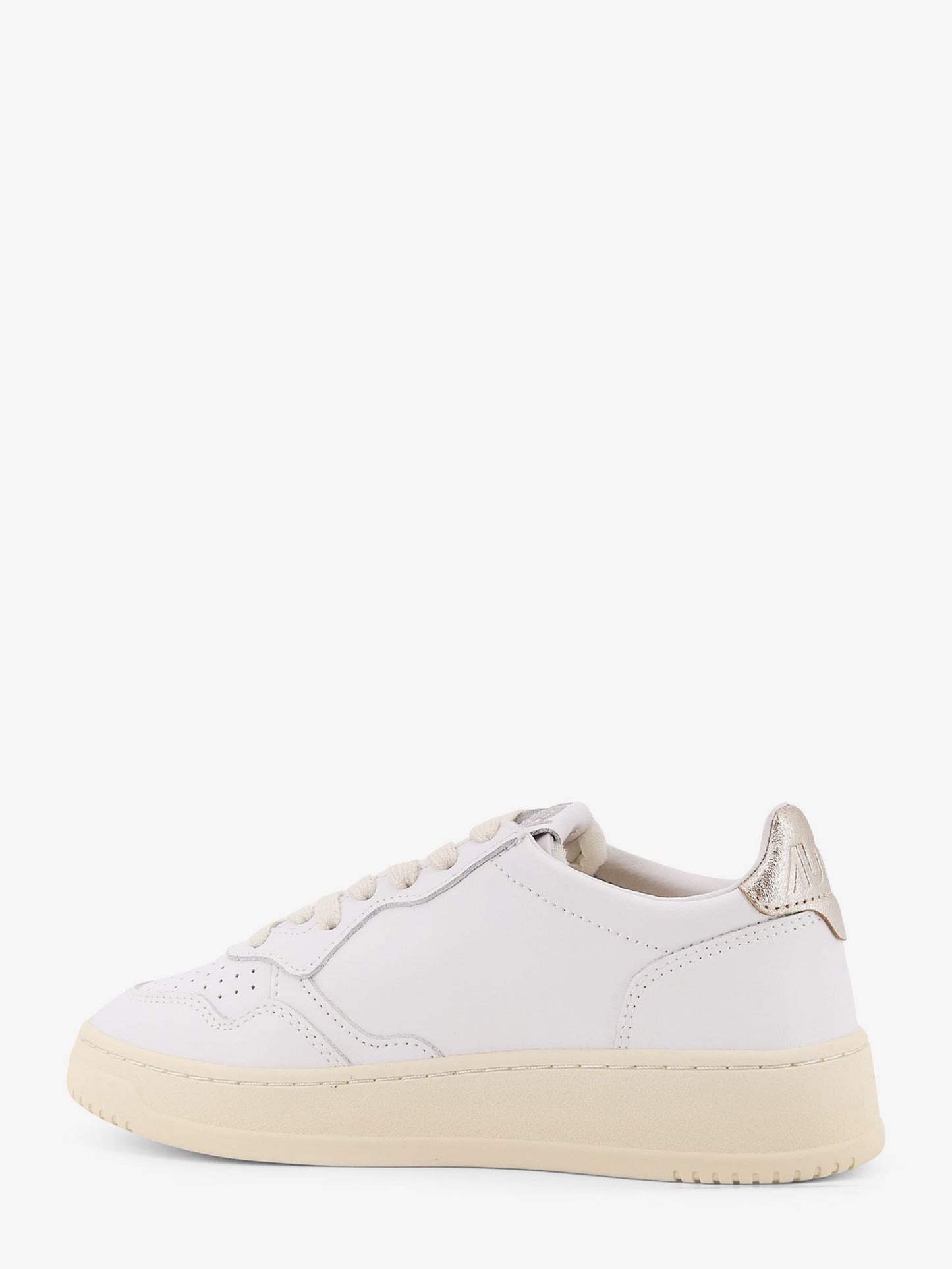Medalist leather sneakers