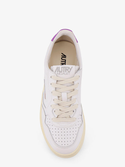 Medalist Low leather sneakers thumbnail