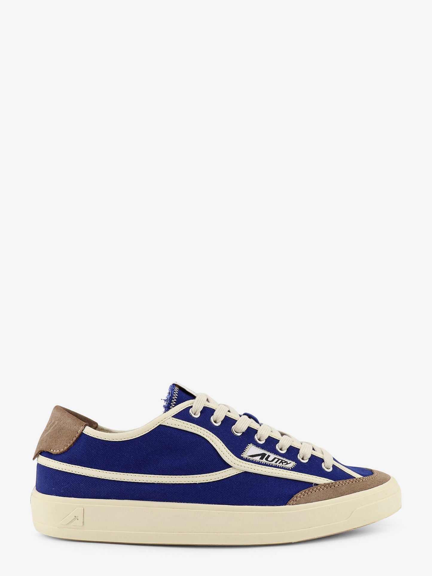 Windscape canvas sneakers with side logo label
