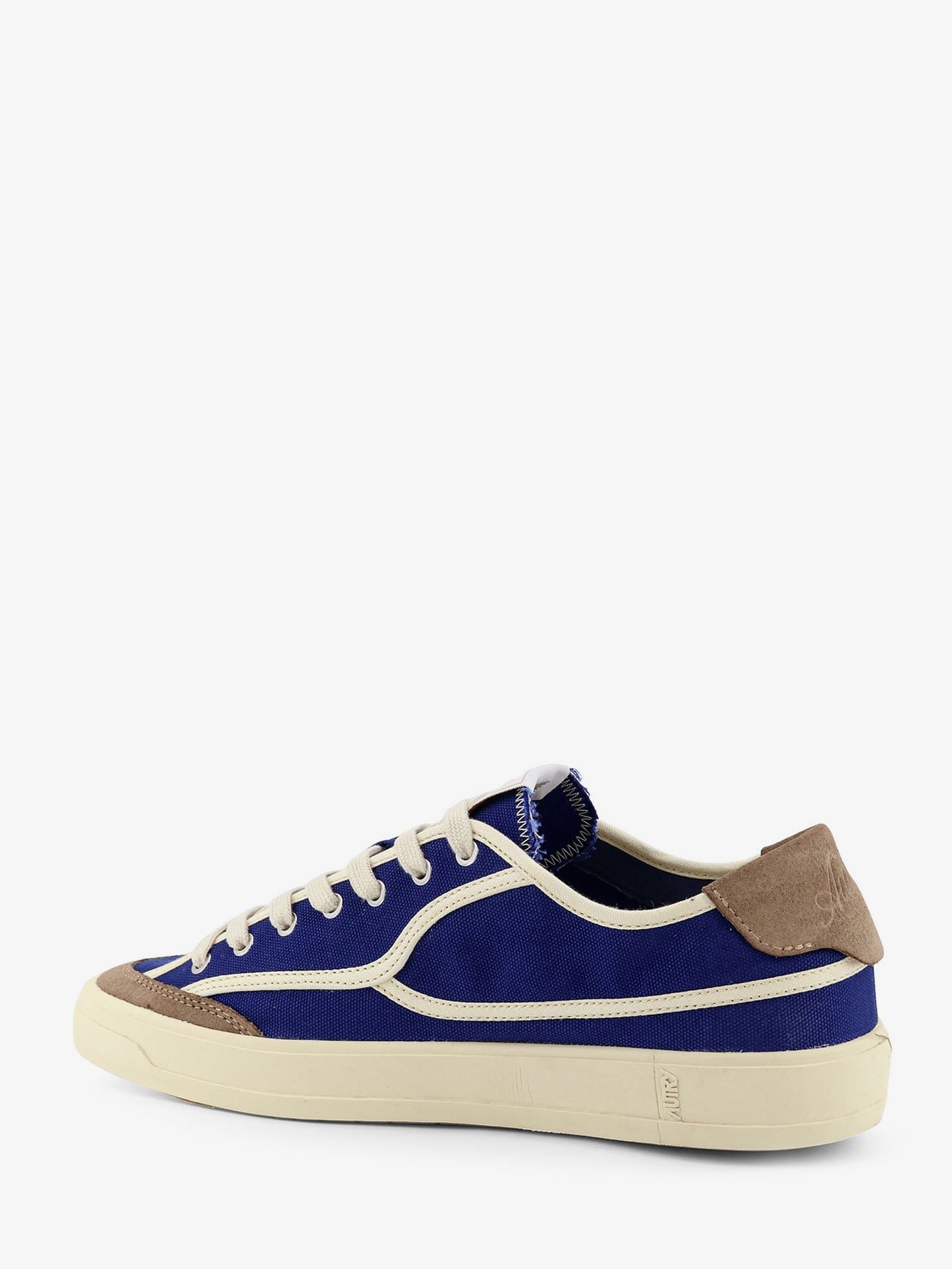 Windscape canvas sneakers with side logo label