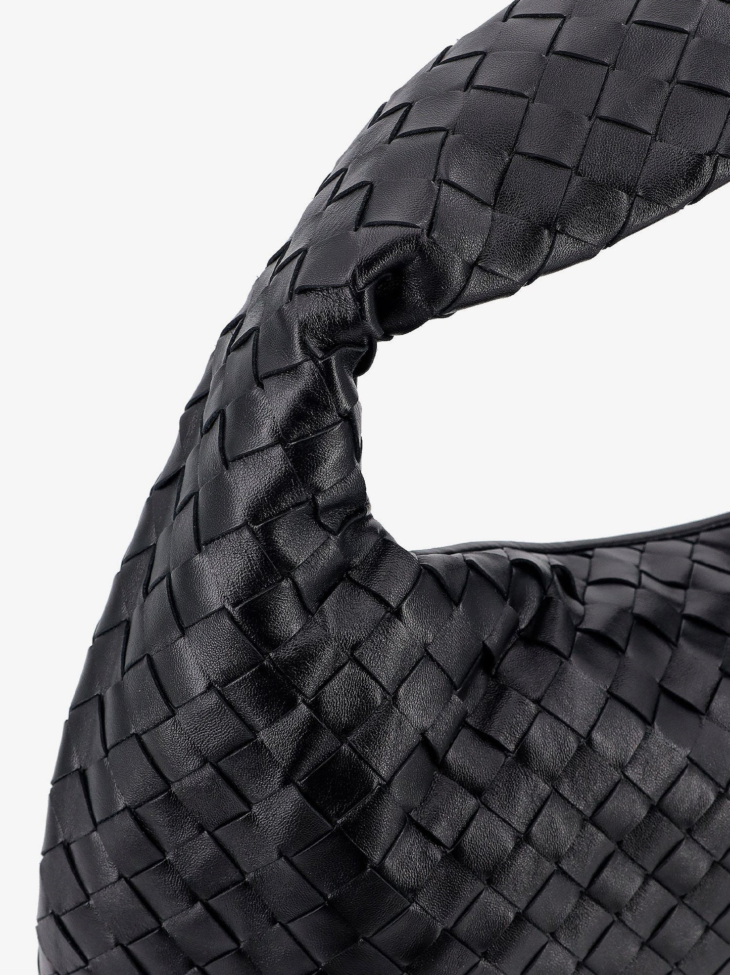 Hop leather shoulder bag with Intrecciato motif