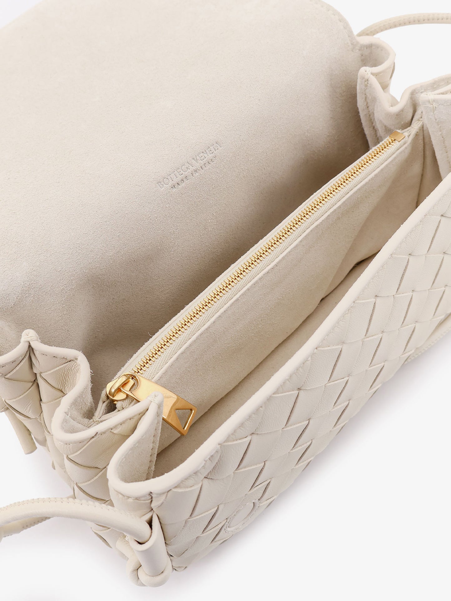 Notturno Pouch with shoulder strap