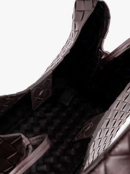 Campana leather shoulder bag with Intrecciato motif thumbnail