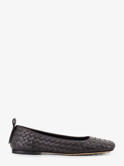 Charlotte leather ballerinas with Intrecciato motif thumbnail