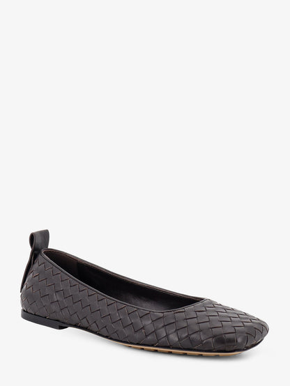 Charlotte leather ballerinas with Intrecciato motif thumbnail