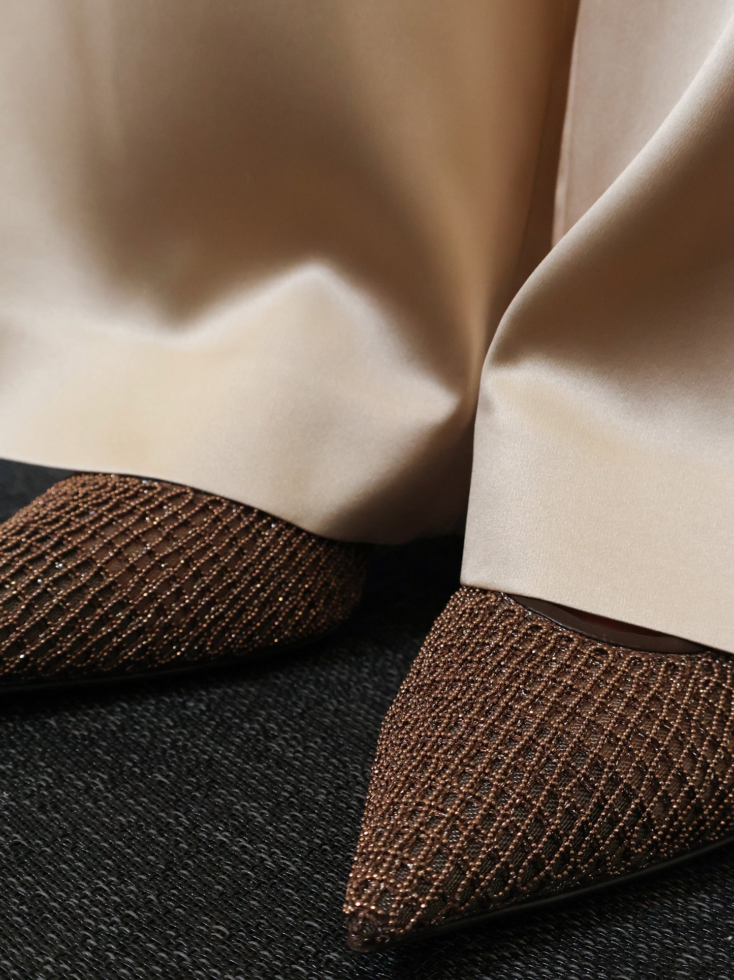 Leather sandals with Monili detail